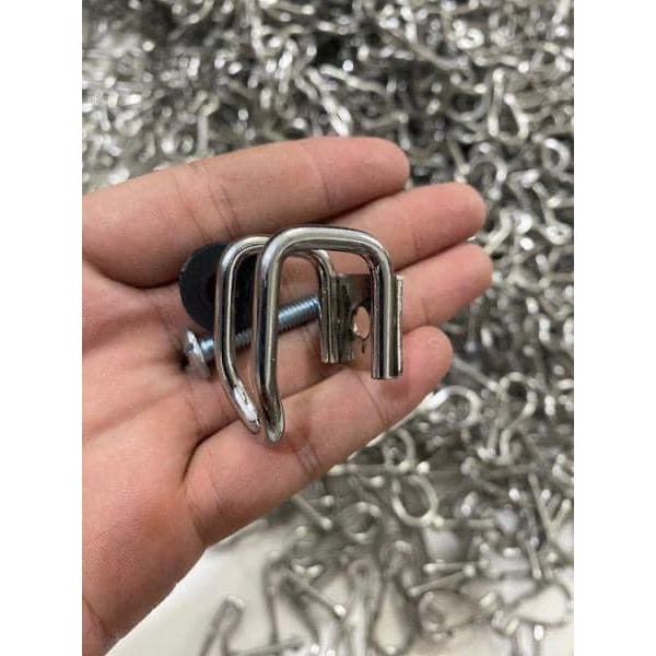 Móc treo đồ xe máy inox cực đẹp