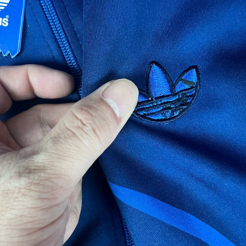 Bộ khoác adidas
