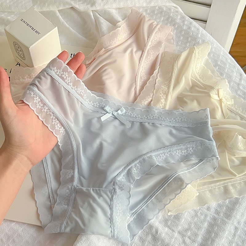 Quần Lót Nữ Đúc Su Lụa Băng Tàng Hình Viền Ren Đính Nơ Siêu Nhẹ 199