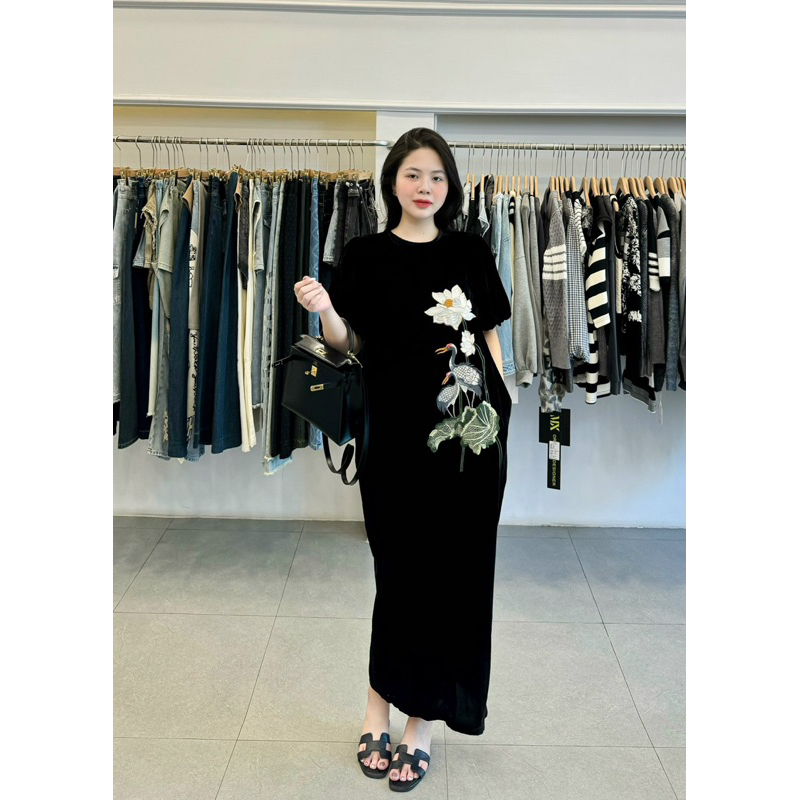 Váy nhung the tay bồng thêu hoa ngực thủ công