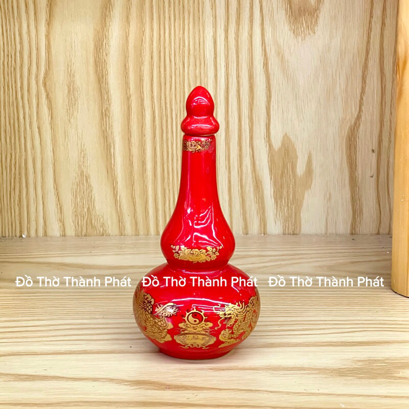 Nậm rượu màu đỏ thờ cúng