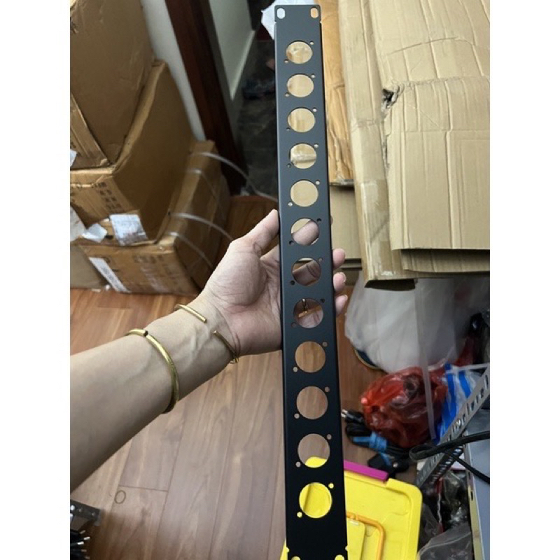 Thanh gắn jack tủ máy âm thanh 8 lỗ 12 lỗ ,thanh cáp line