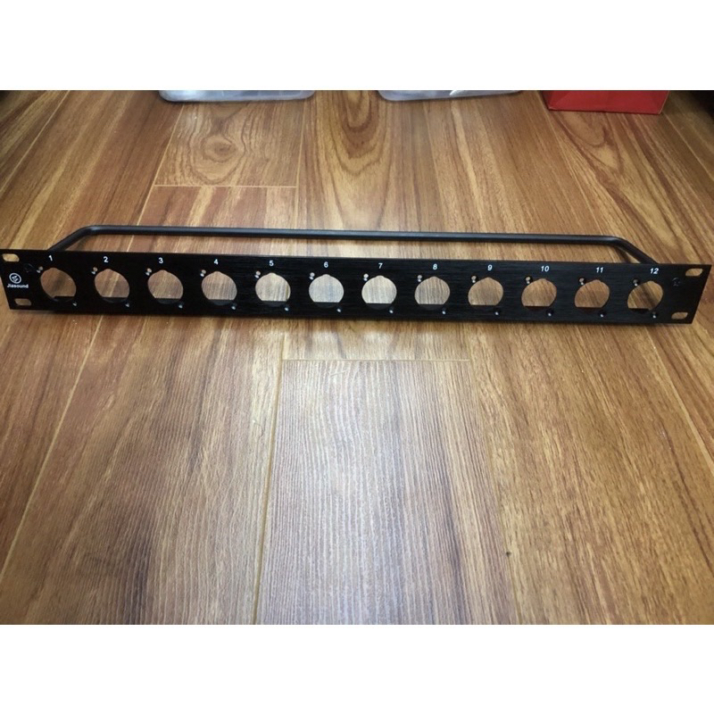 Thanh gắn jack tủ máy âm thanh 8 lỗ 12 lỗ ,thanh cáp line