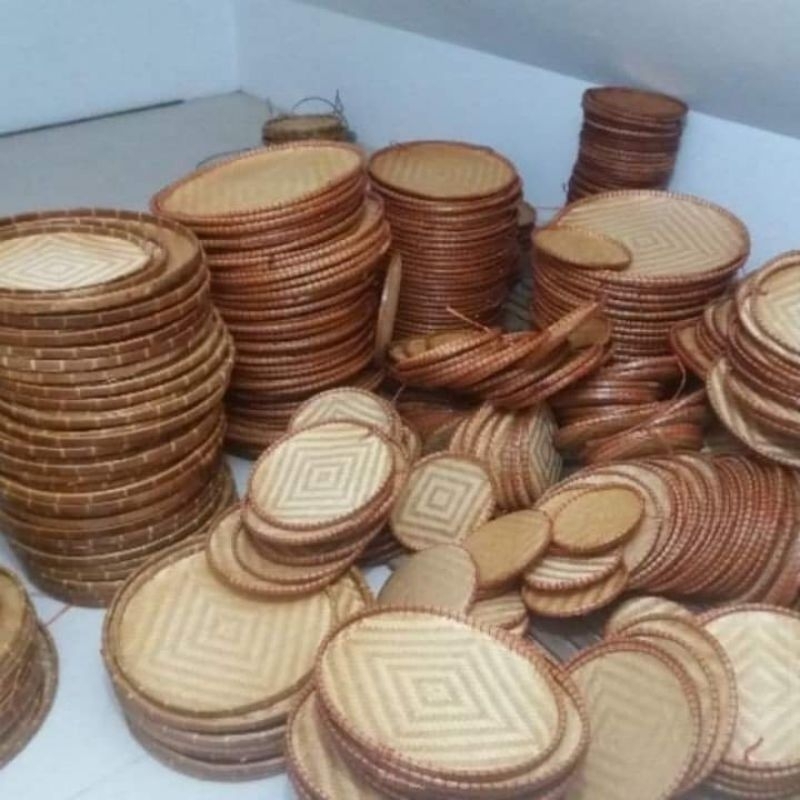 Đồ mây tre đan.Góc địa phương