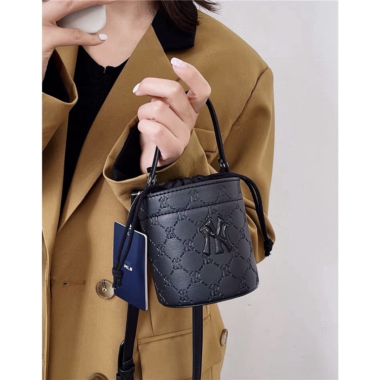 Túi xách nữ túi MLB NY hình trụ dây rút size 13 full hộp _N03