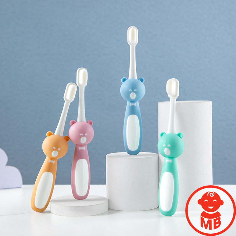 Bàn chải đánh răng lông tơ mềm mại cho bé