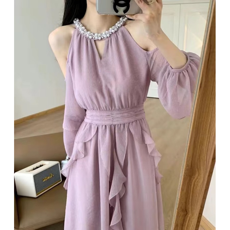 Váy trễ vai tím pastel cổ tròn đính ngọc
