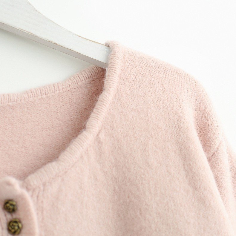 Áo Khoác Cardigan cho nữ có cúc bông hoa, Áo Cadigan dài tay chất vải mịn dày dặn phong cách tiểu thư 2T UNIEX p75