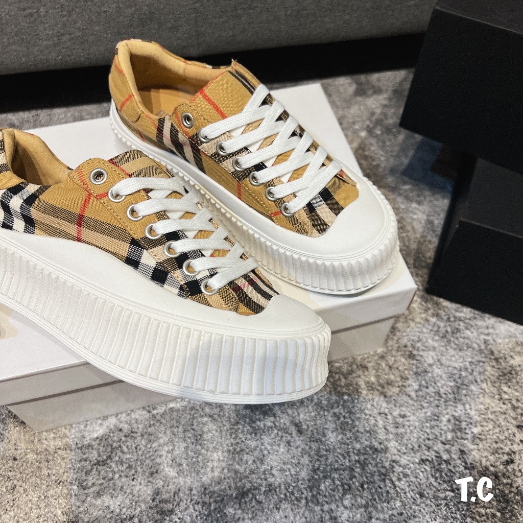 GIÀY THỂ THAO BBR NÂNG ĐẾ