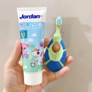 Combo 1 kem đánh răng jordan 0-5 Tuổi và 1 bàn chải jordan 0-2T màu xanh lá cho bé
