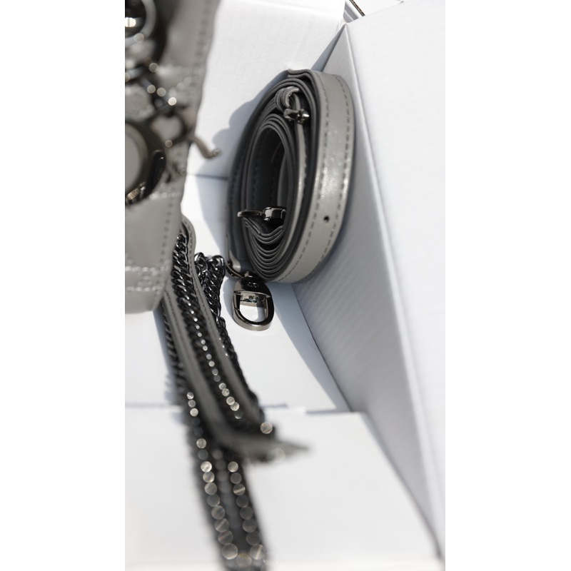 Túi Xách DD IOR Lady Charm Đen Ghi Size 17/20  -  By Anh Dinh Phuong