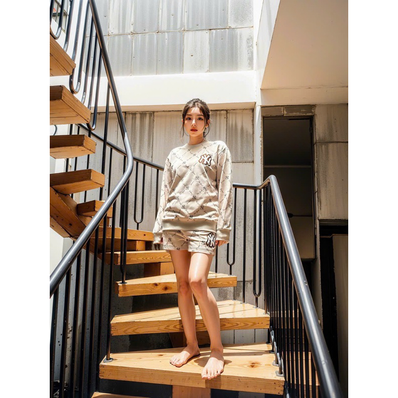 Áo & Quần be monogram LƯỚI M/L/B  SIZE S M L, FULL-TAG-CODE