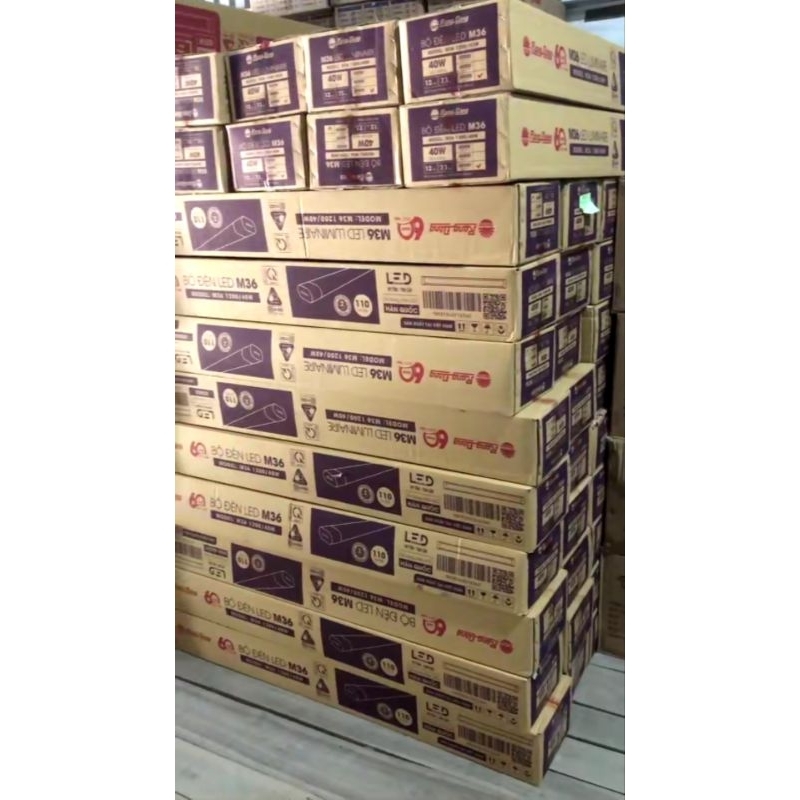 Đèn bán nguyệt M36 Rạng Đông