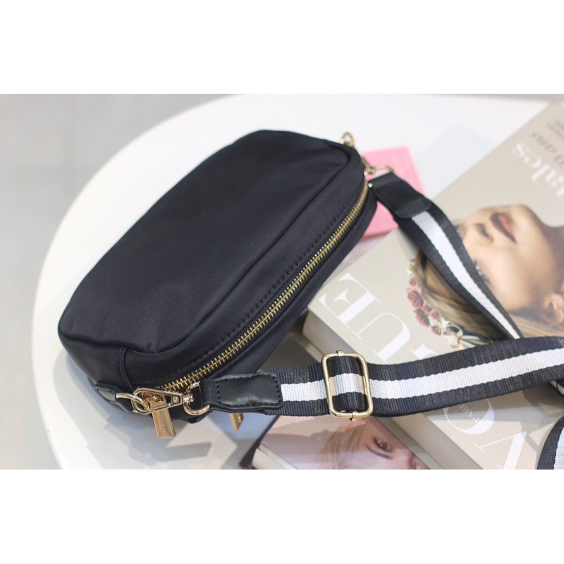 Túi skinny zip đeo chéo