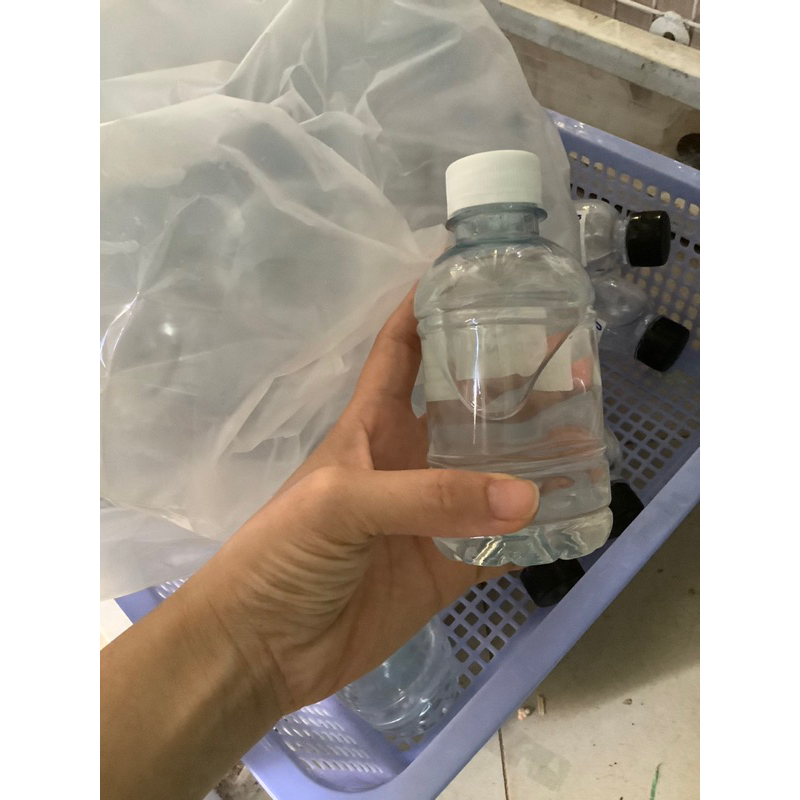 Nguyên liệu làm slime  150ml borax, 150g keo sữa, 150ml keo trong