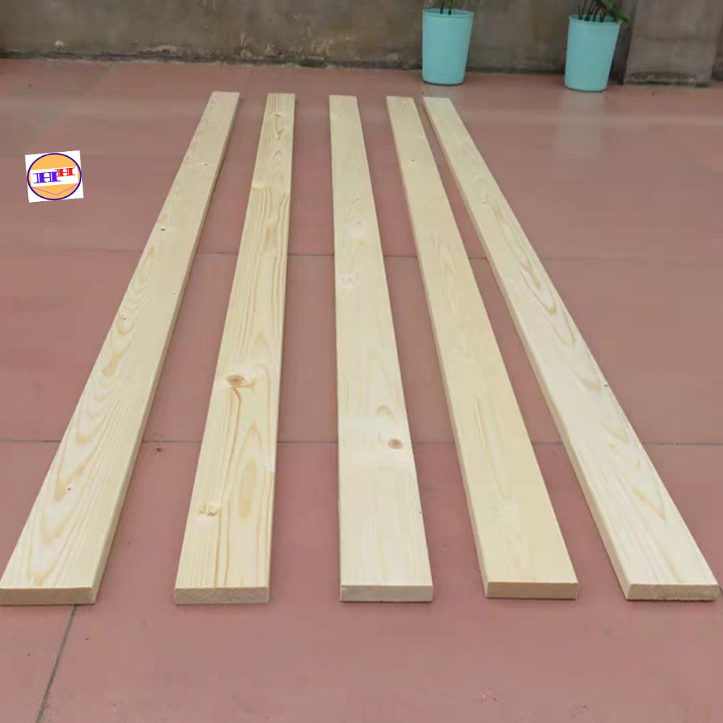 Thanh gỗ thông dày 1cm rộng 3cm dài 60cm,Nan gỗ thông xẻ thanh nhiều kích thước được chà mịn các cạnh