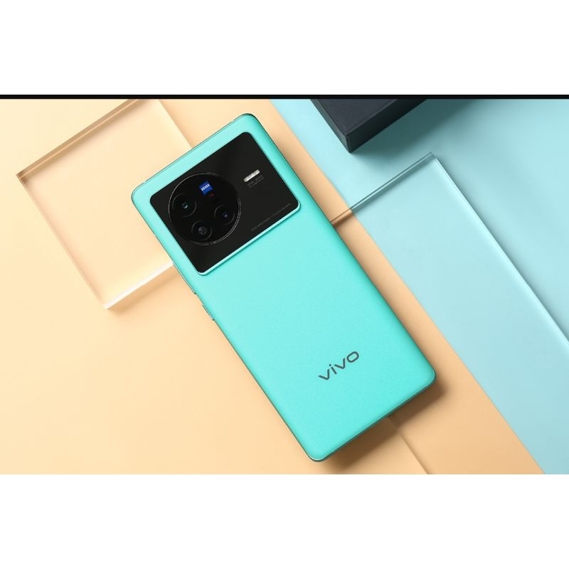 Nhận điện thoại chính hãng Vivo X80 Pro 5G miễn phí chọn màu ngẫu nhiên