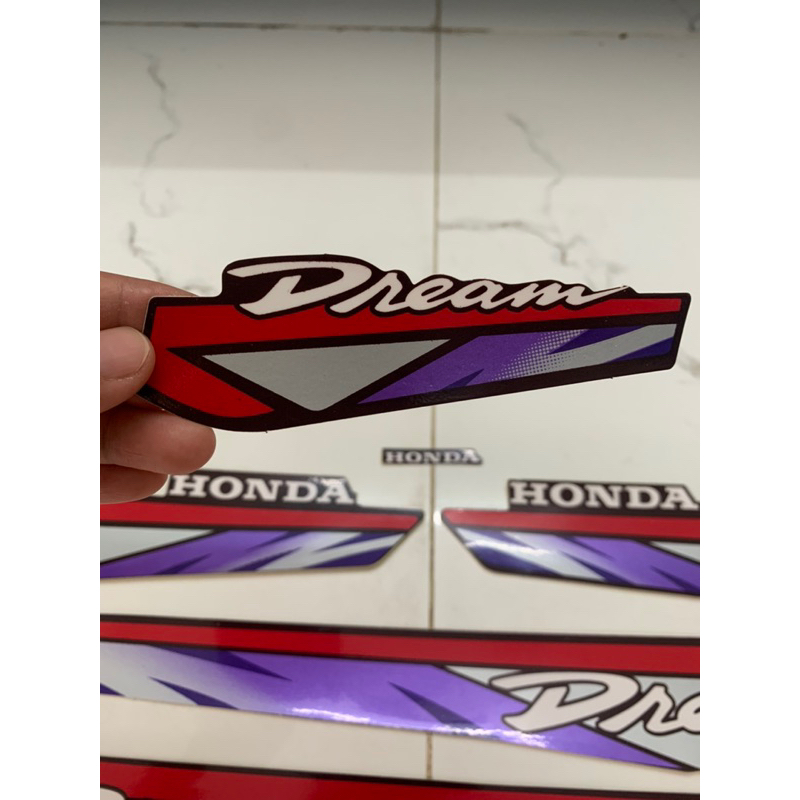 Bộ tem Dream lùn đời 94 hàng nhập Thái Lan chất lượng cao dành trang trí riêng cho dòng xe này