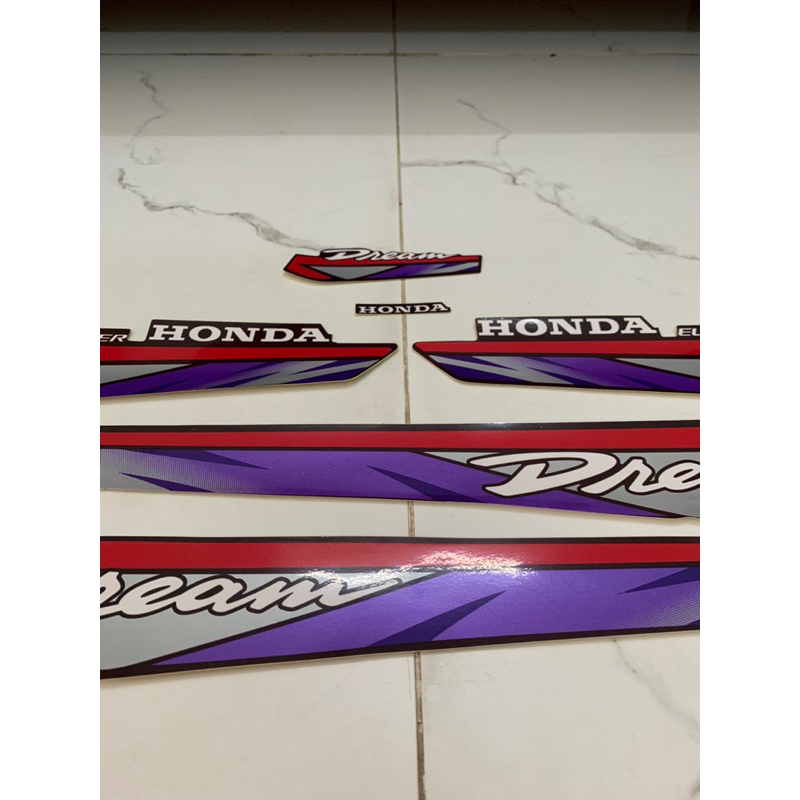 Bộ tem Dream lùn đời 94 hàng nhập Thái Lan chất lượng cao dành trang trí riêng cho dòng xe này