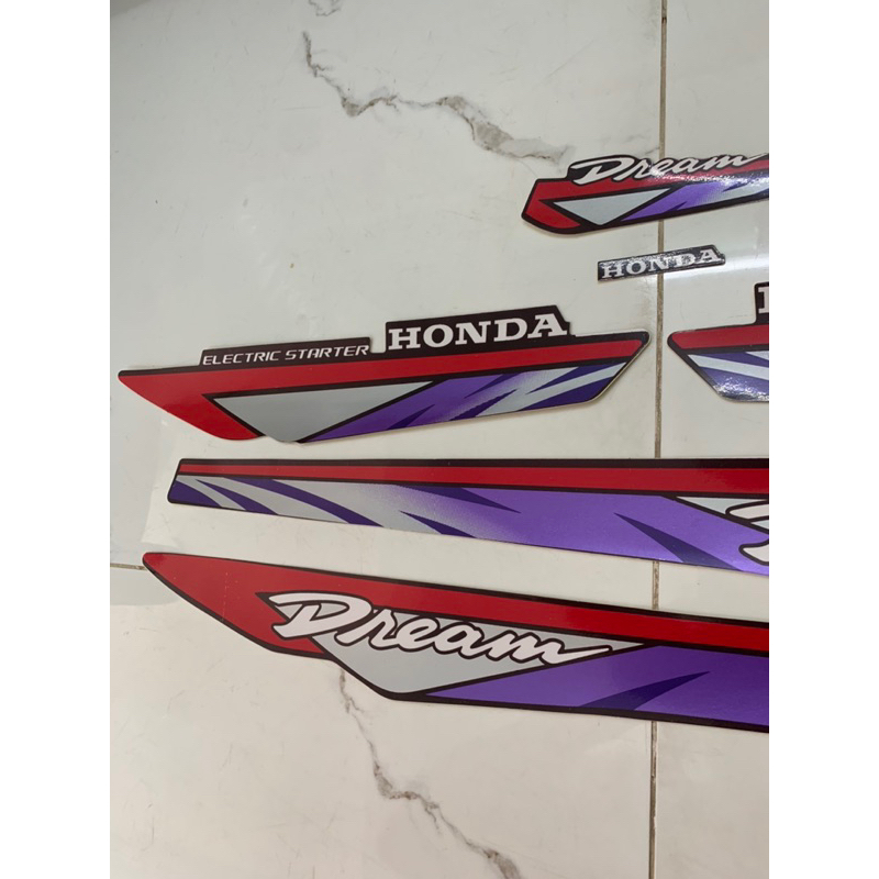 Bộ tem Dream lùn đời 94 hàng nhập Thái Lan chất lượng cao dành trang trí riêng cho dòng xe này