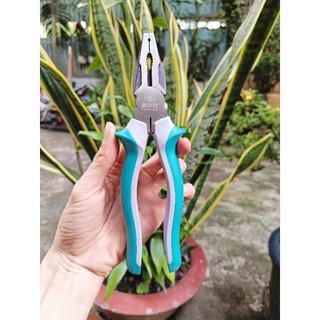 bộ dụng cụ sửa chữa 4 món( tua vít, búa,kìm,mỏ lết)