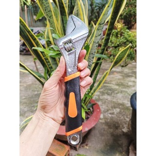 bộ dụng cụ sửa chữa 4 món( tua vít, búa,kìm,mỏ lết)