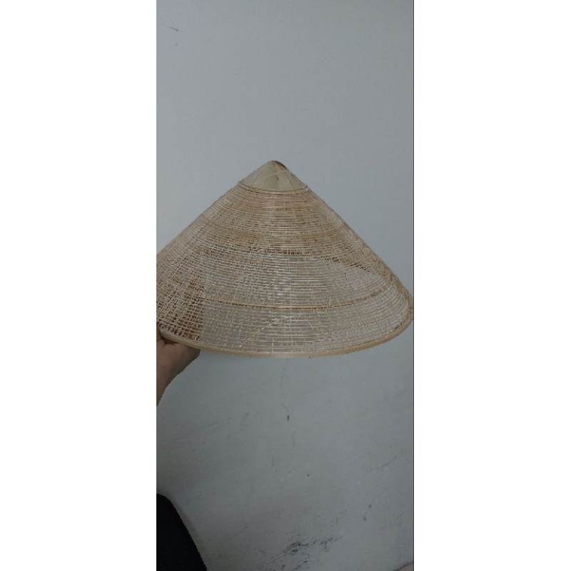 Nón lá nan tre đan thưa đẹp