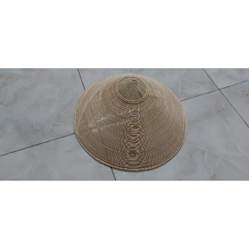 Nón lá nan tre đan thưa đẹp