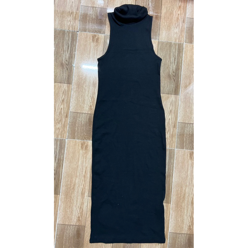 Đầm body Zara size S màu đen