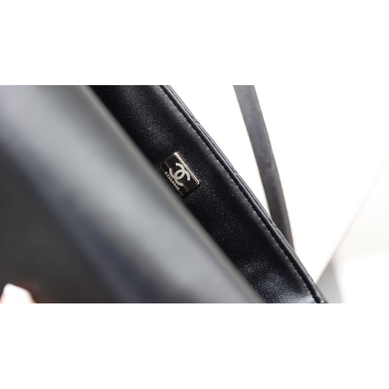 Túi xách nữ quai xách gắn đá mới nhất chất da bò mềm mịn sz20cm đẹp dã man