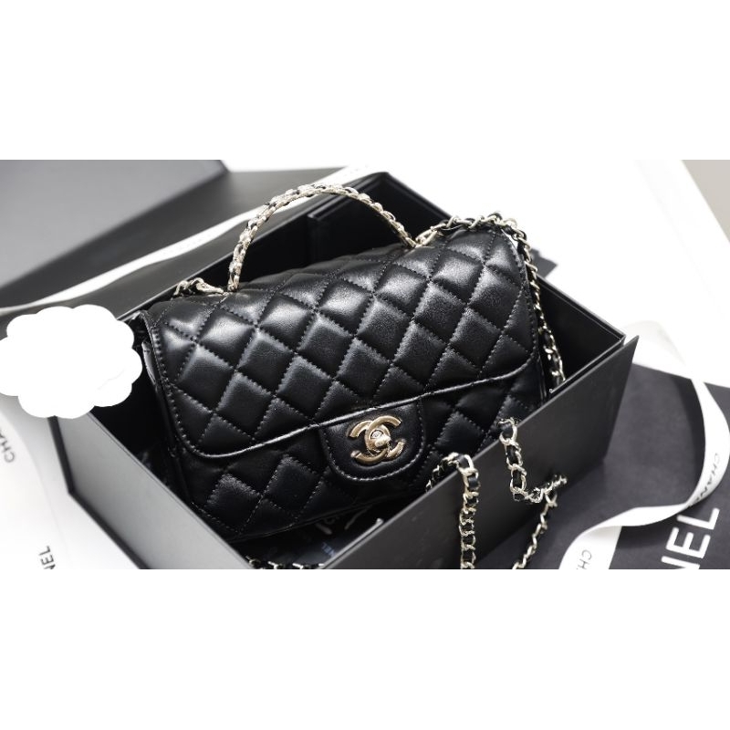 Túi xách nữ quai xách gắn đá mới nhất chất da bò mềm mịn sz20cm đẹp dã man