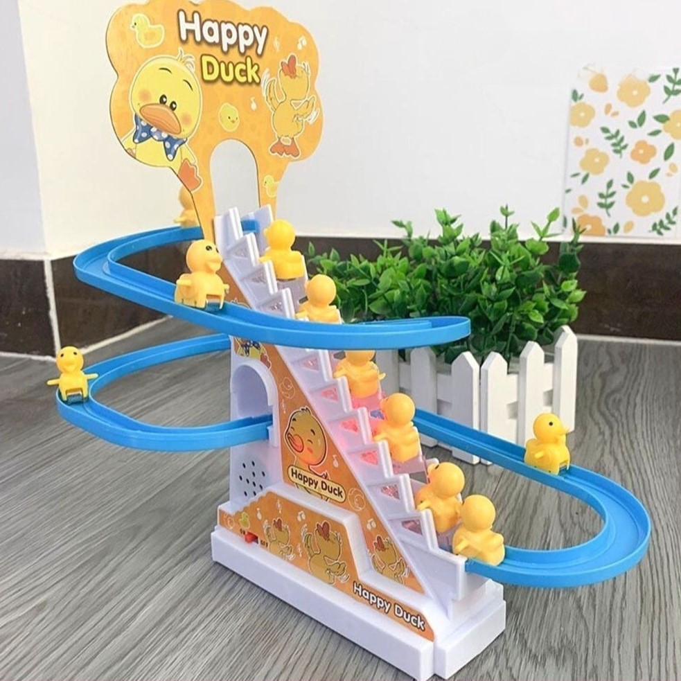 Đồ chơi vịt leo cầu thang vui nhộn kèm sẵn 3 chú vịt con ngộ nghĩnh, có nhạc cho bé thỏa sức vui chơi