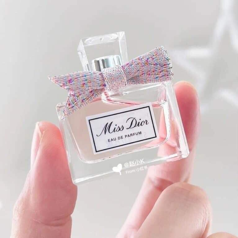 Nước hoa mini của Miss Dior 5ml