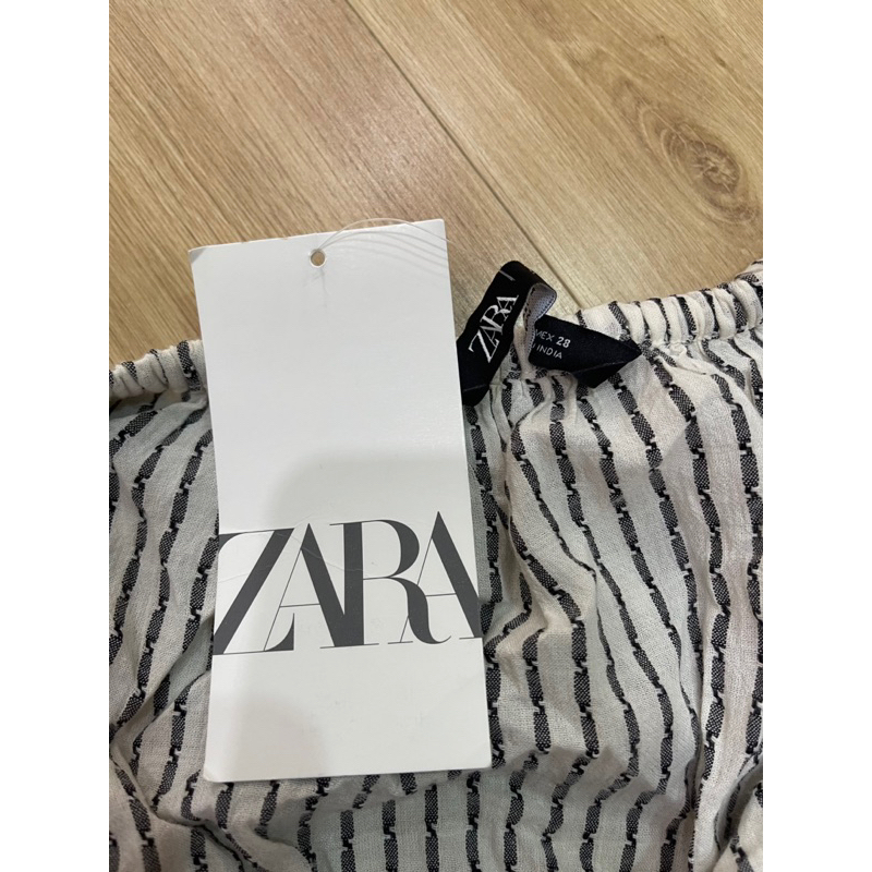 Váy Zara newtag size M—L