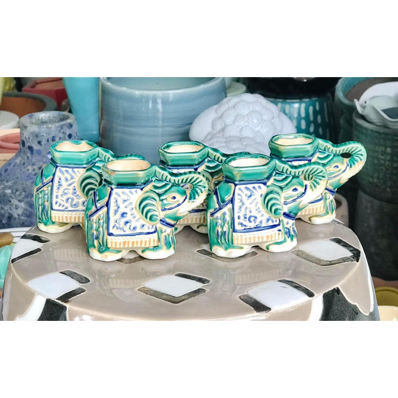 Hủ tăm họa tiết hình voi nam bộ