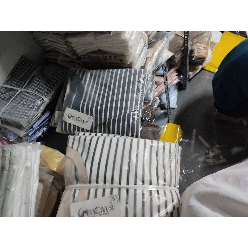 Áo bầu thu đông dài tay Da cá Ấm áp DT