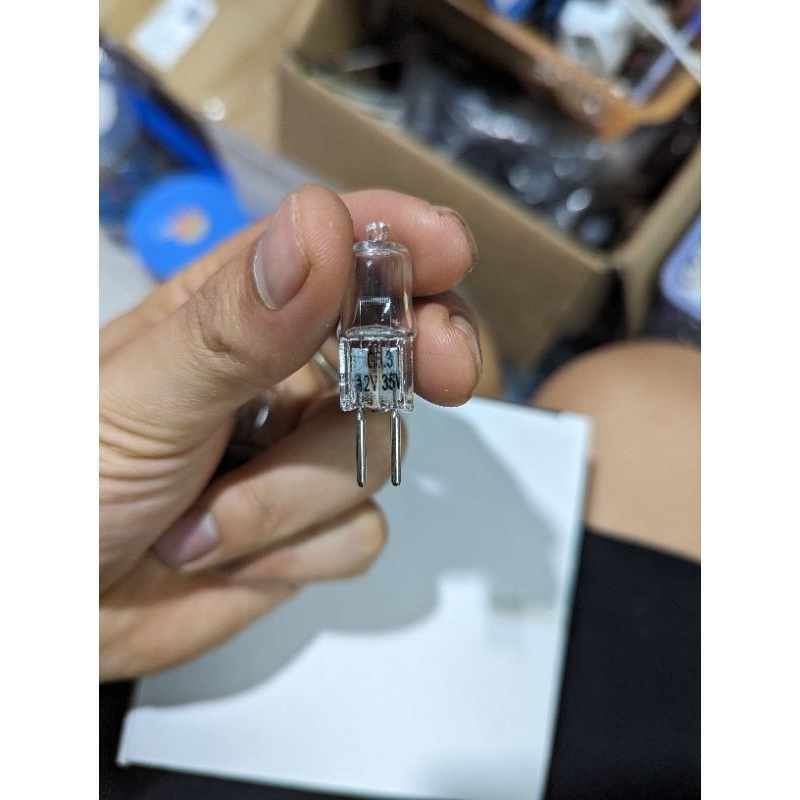 Bóng đèn tinh dầu