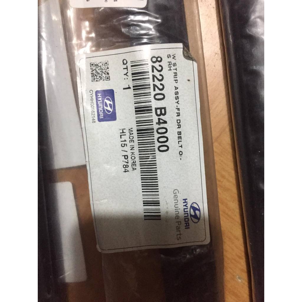 Nẹp chân kính ngoài Grand I10 2014 - 2017