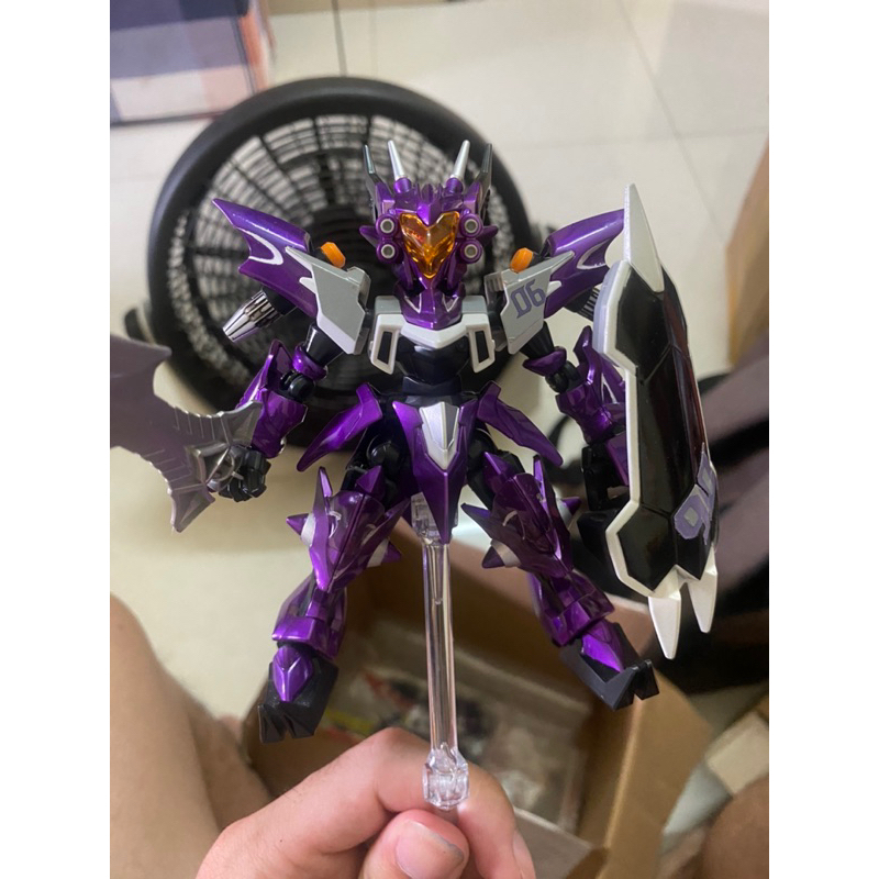 Mô hình lắp ráp LBX Magna