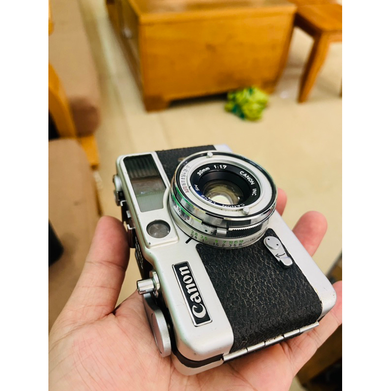 Máy film Canon Demi EE17 lens canon 30mm f1.7 máy half frame cuộn 36 tấm chụp được 72 tấm