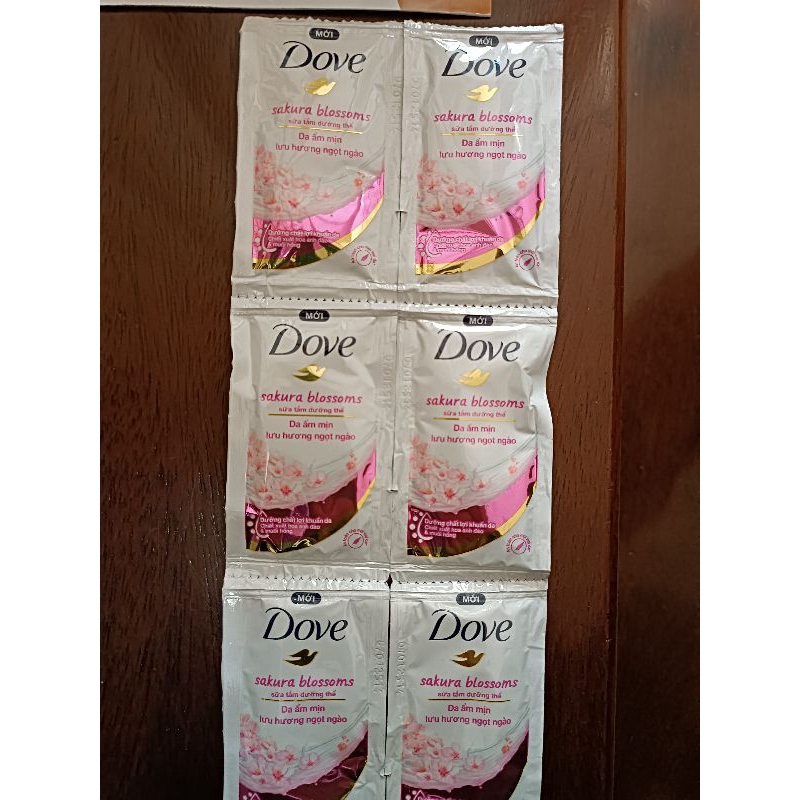Gói Sữa Tắm Dove combo 12 gói Đựng Trong 1 Túi Xách