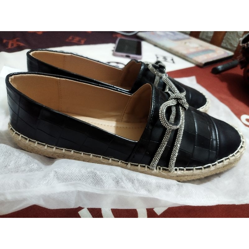 2Hand_Giày bệt cá tính