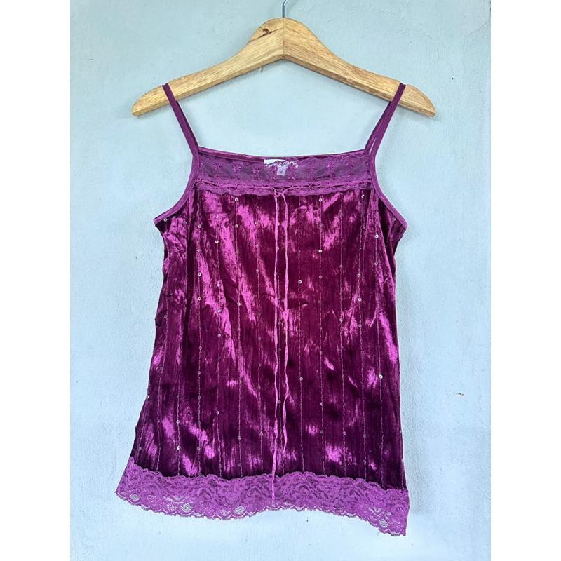 Áo hai dây nhung size M