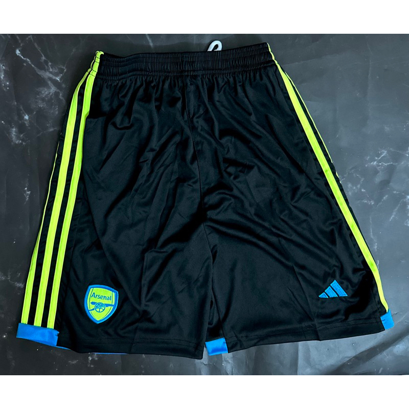 Quần đùi bóng đá vải thái clb Arsenal Tập luyện màu đen 2023