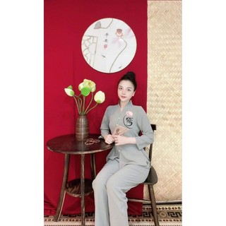 Đồ lam đi chùa - mẫu bà lai vẽ sen vải đủi