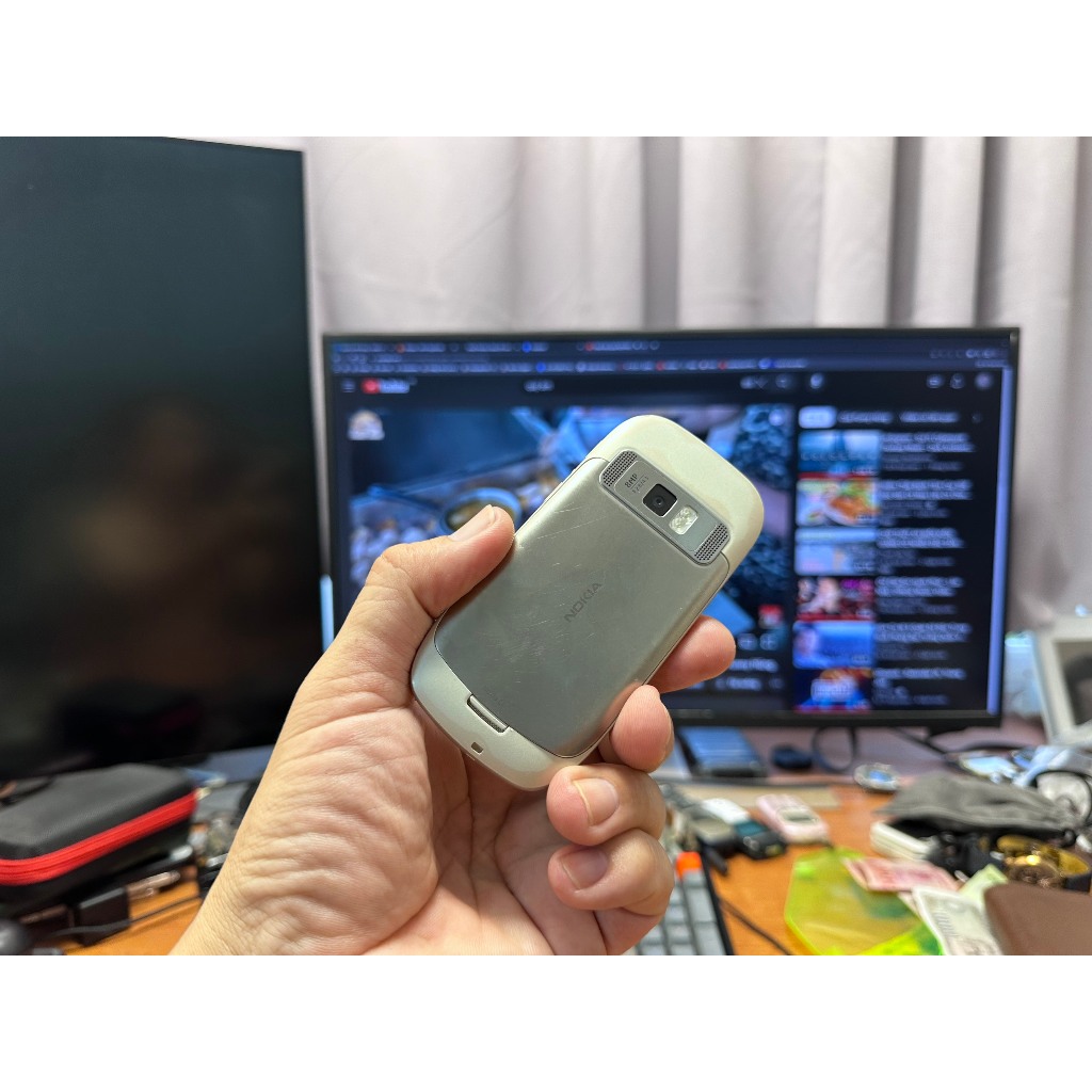 Điện thoại Nokia C7-00 chính hãng