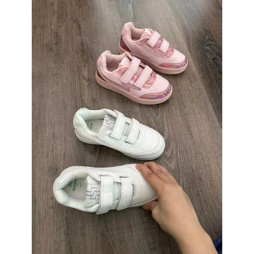 Giày thể thao tia chớp cho bé