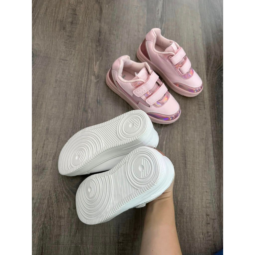 Giày thể thao tia chớp cho bé