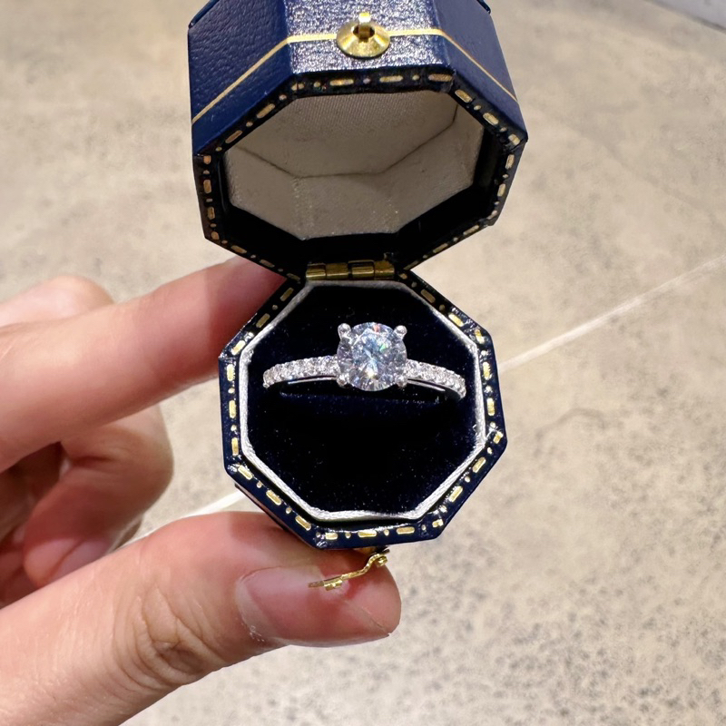 Nhẫn nữ bạc trụ đá nhô sang chảnh - Trang Sức MINA JEWELRY