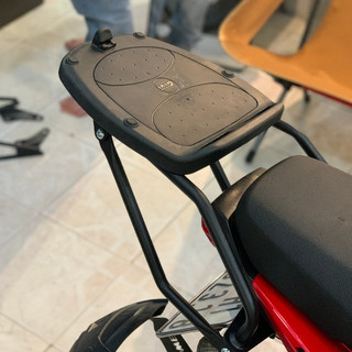 Đế Thùng GIVI MP60